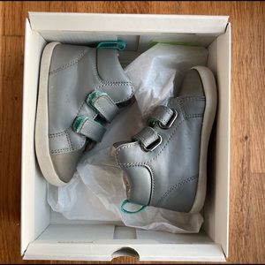 Ten Little EVERYDAY HIGH TOPS size 5.5